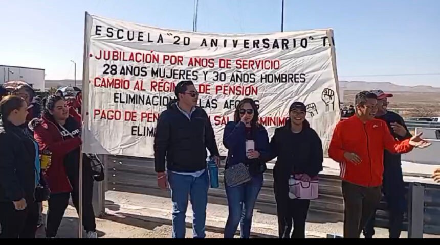 Maestros toman la caseta Sacramento: exigen cambios en el sistema de jubilación