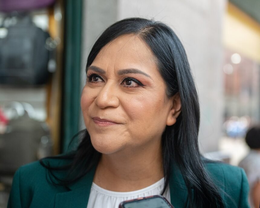 Ariadna Montiel renuncia al Bienestar
