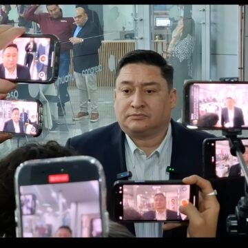 Screenshot_20250410_130858_Gallery “Corral quiere recuperar el Estado con Andrea Chávez”