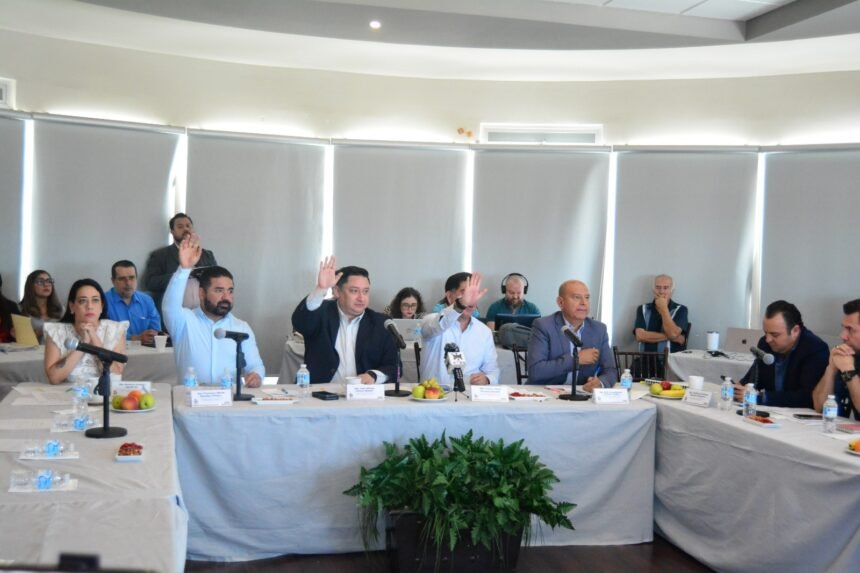 Geo Bujanda encabeza terna para la CEDH entre dudas y reclamos