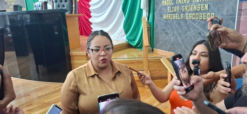 Diputados de Chihuahua se ausentan de taller contra el acoso laboral