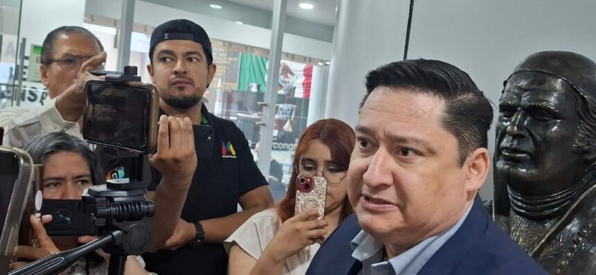 “Pobre Andrea Chávez: tan cerca de Adán Augusto y Javier Corral, y tan lejos de Claudia Sheinbaum”