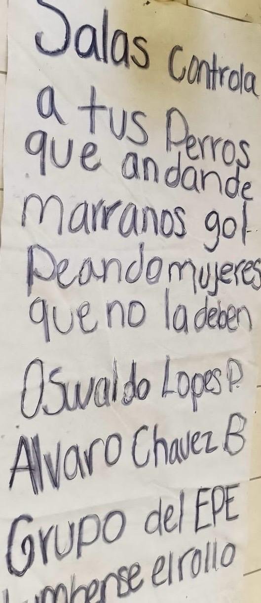 25513a05-c40a-43fc-ad26-5c553706ed16-1 Colocan narcomanta con amenazas al jefe de la policía municipal