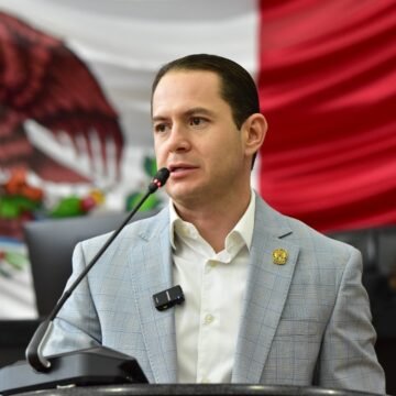 WhatsApp Image 2025-05-29 at 12.31.29 Celebra José Luis Villalobos aprobación de reforma en favor de atención a diabetes infantil en Chihuahua