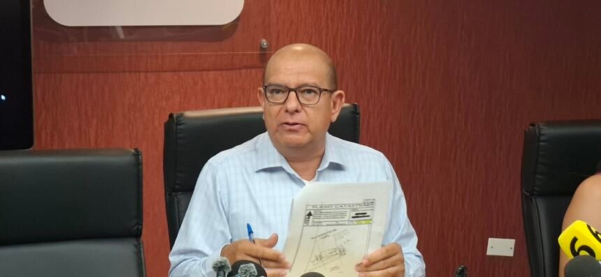 20250611_101605 “¿Qué nos quieren venir a decir en vivienda?”: Cuauhtémoc Estrada critica herencia de casas de 35 m²