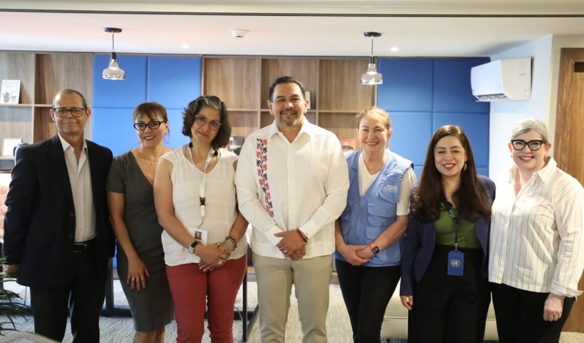 6841cf29cc0b8__6841cf29cc0ba Se reúne Pérez Cuéllar con ONU Mujeres