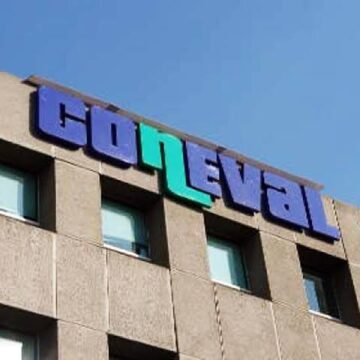 Eliminación del Coneval enciende alertas: acusan intento de opacidad en medición de pobreza