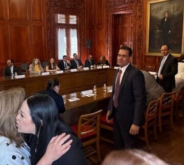 magistrados1 Maru se reúne con nuevos magistrados: el mensaje político detrás del apretón de manos