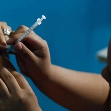 suman-ocho-decesos-por-sarampion-en-chihuahua_ae48a615-c241-4abe-990e-4083c4204458_medialjnimgndimage=fullsize Chihuahua enfrenta ocho muertes por sarampión; autoridades llaman a vacunarse