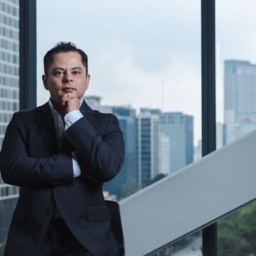 unnamed Alfredo Lara, el analista que convierte datos en votos: la fórmula secreta detrás de campañas ganadoras