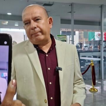 20250707_102330 Las manos azules están en la UACH: Luis Alfonso Rivera Campos, primo de Maru Campos, controla la universidad, acusa Cuauhtémoc Estrada