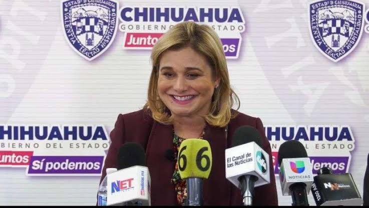 La tarjeta, el silencio y el apuro