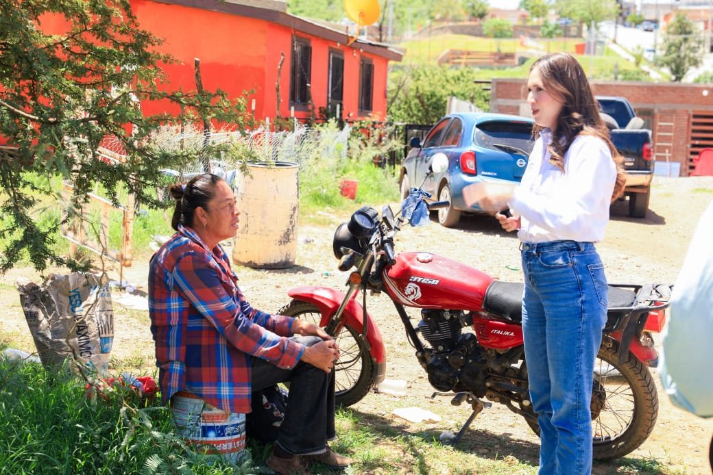 IMG-20250821-WA0004 Colonia entera obliga a la JMAS de Parral a entregarles agua