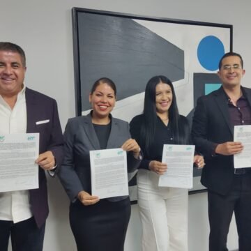 Asociación de Agentes Aduanales de Ciudad Juárez y la Universidad Tecnológica Paquimé, firman convenio de colaboración.