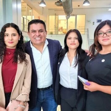 Alex Domínguez propone blindaje legal para maestras y maestros frente a conflictos escolares