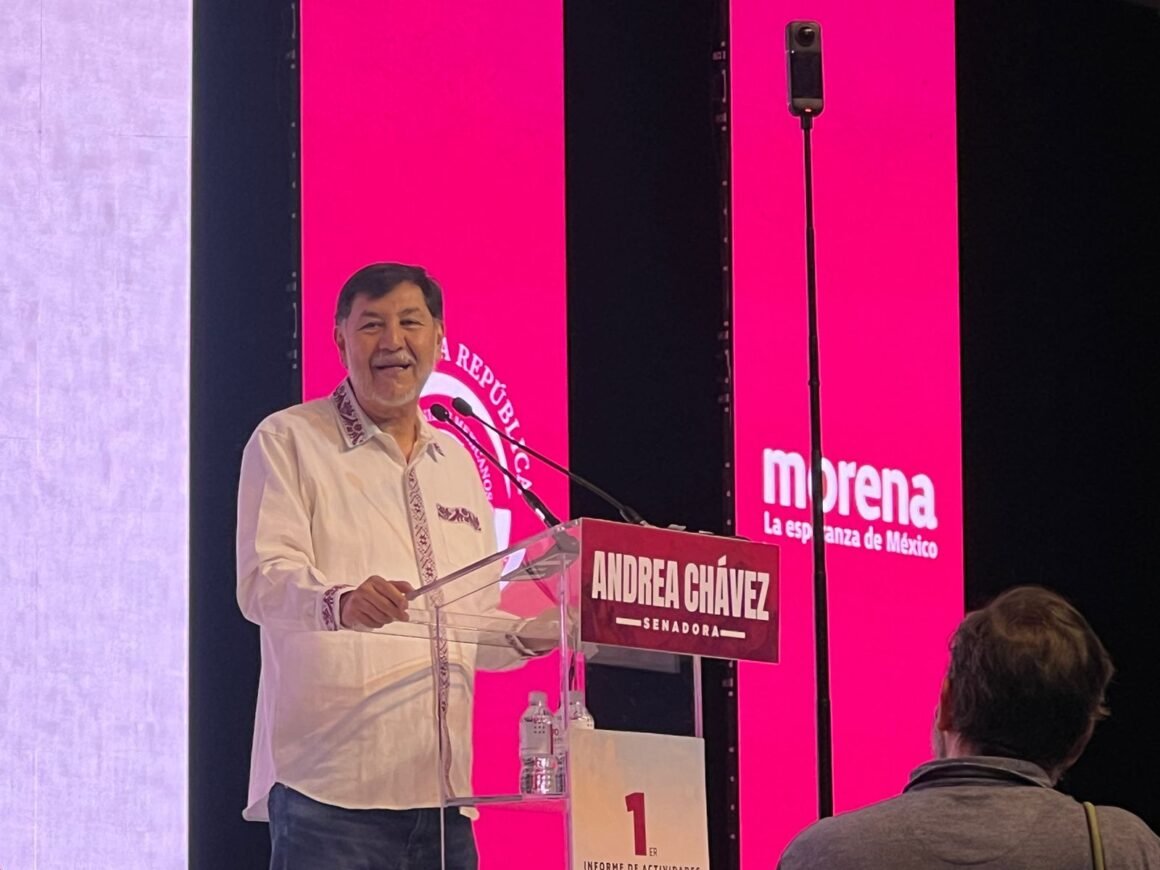 Gerardo Fernández Noroña respalda a Andrea Chávez y afirma: “El PAN se va de Chihuahua en 2027”
