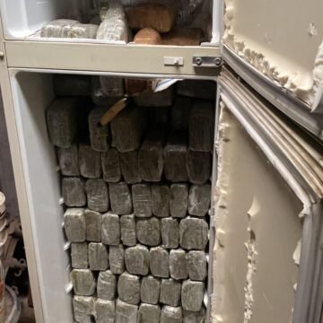 IMG-20250911-WA0005(1) Buscaban una Cheyenne robada… encontraron 300 kilos de marihuana en refrigeradores