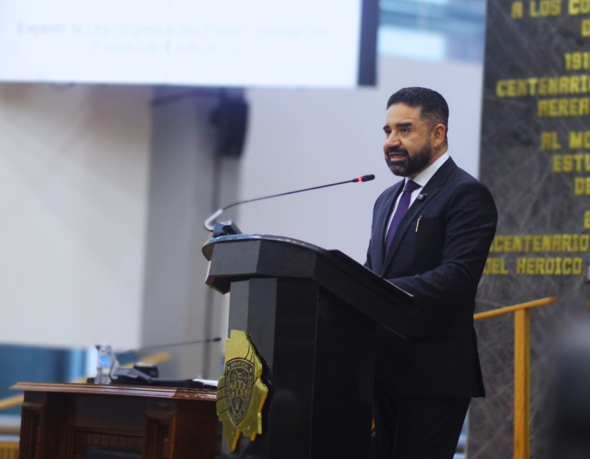 Ante la ofensiva de la censura, blinda Francisco Sánchez a chihuahuenses