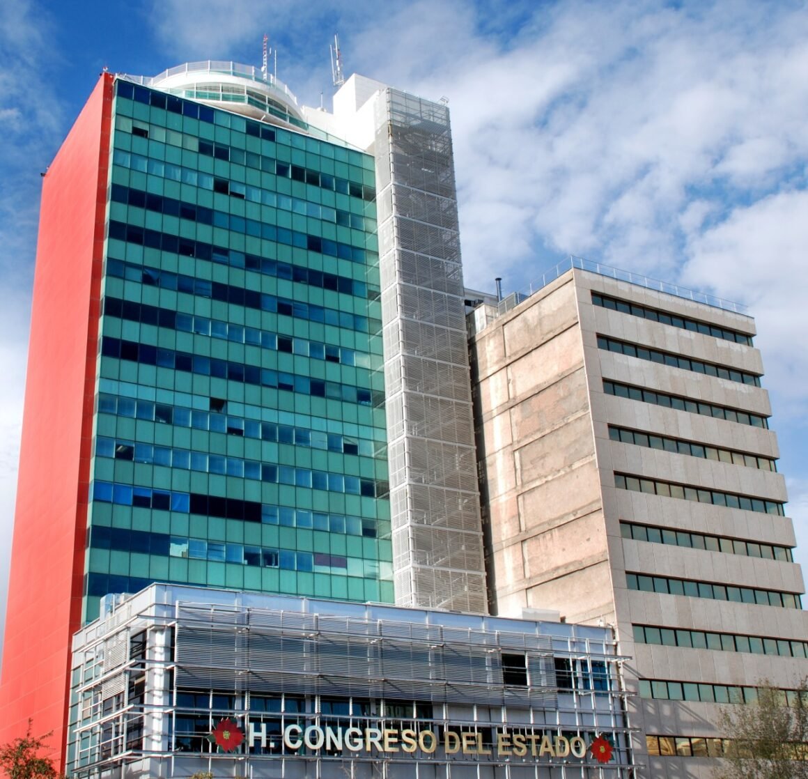 Congreso y los contratos de tecnología