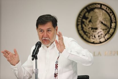 Gerardo Fernández Noroña solicita licencia como senador para viajar a Palestina