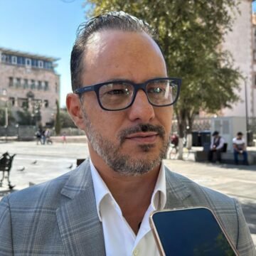 Jorge Soto critica el nuevo IEPS a bebidas: “es un impuesto disfrazado de salud pública que golpea a los más pobres”