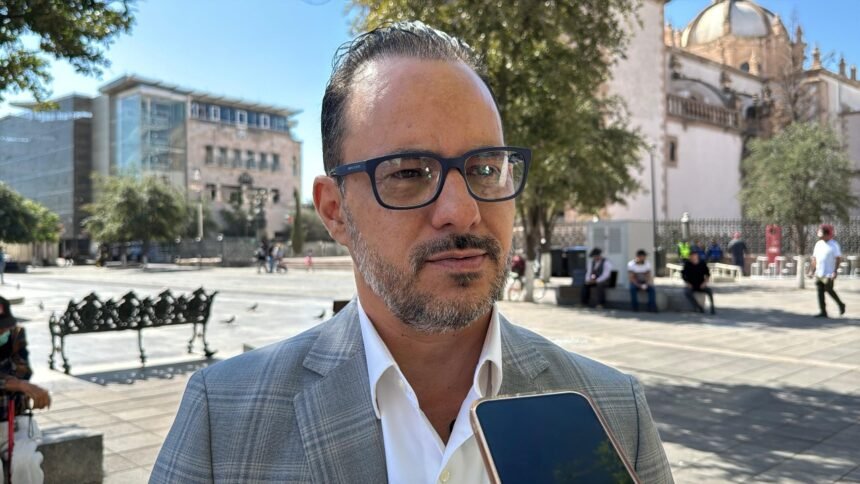 Jorge Soto critica el nuevo IEPS a bebidas: “es un impuesto disfrazado de salud pública que golpea a los más pobres”