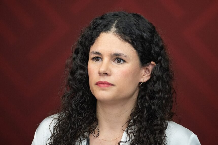 Luisa_Alcalde En Palacio ya se mueven las piezas: adelantar encuestas para enfriar tensiones