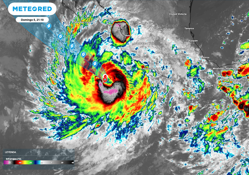 huracan-priscilla-dejara-acumulados-de-lluvia-de-hasta-250-mm-con-rachas-de-100-km-h-al-oeste-y-suroeste-de-mexico-1759726133568_512 Huracán Priscilla provocará lluvias en el suroeste; Chihuahua resentirá descenso de temperatura y ráfagas de viento
