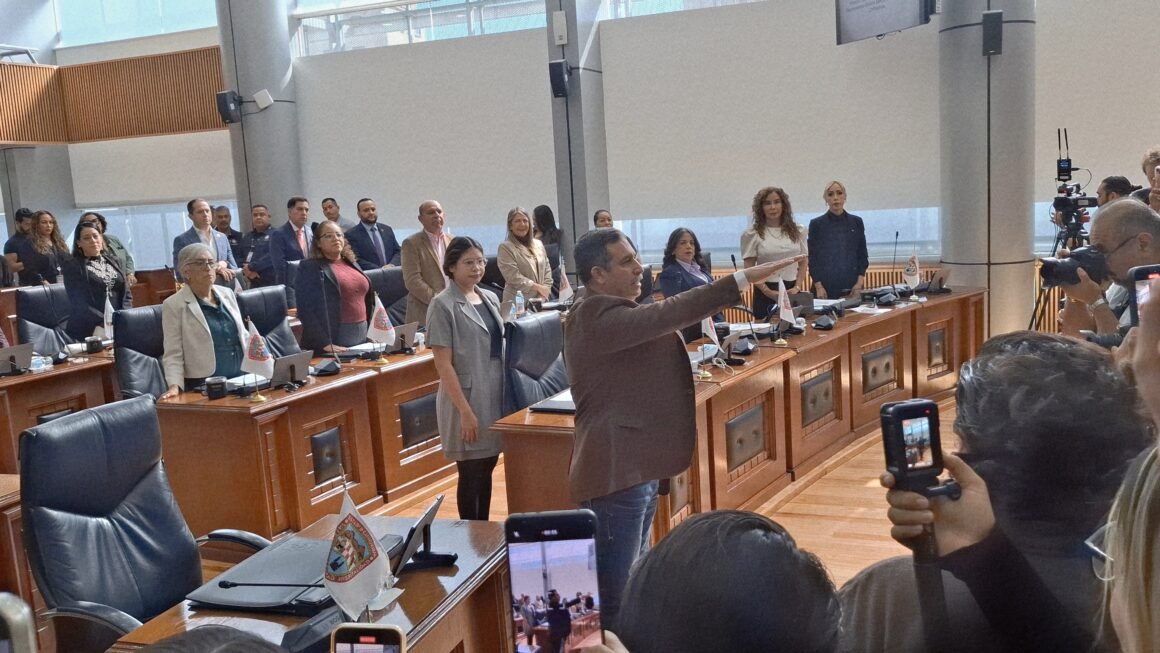 Con la llegada de Jaime Torres, PAN alcanza 13 diputados y supera a Morena en el Congreso