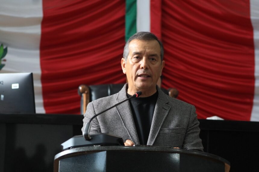 IMG-20251106-WA0019 Cuestiona Morena a la Fiscalía por caso de semilibertad a hermano de magistrada