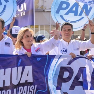 IMG-20251109-WA0008 Acarreo azul con sello de la casa