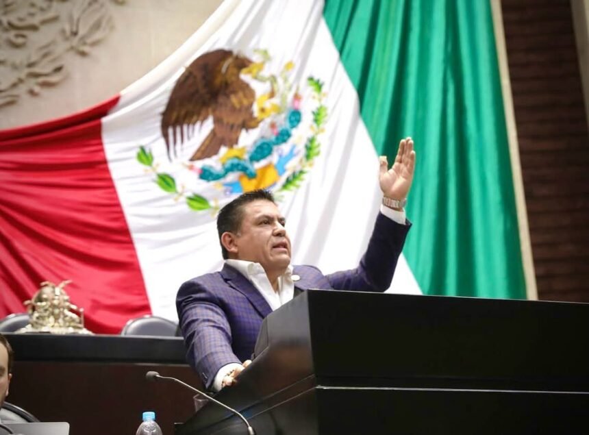 IMG-20251117-WA0000 Alex Domínguez exige al Gobierno Federal frenar la violencia y actuar contra el crimen organizado