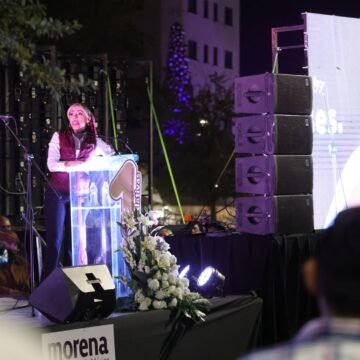 Brenda Ríos rinde su Primer Informe Legislativo ante cientos de chihuahuenses en Plaza de Armas