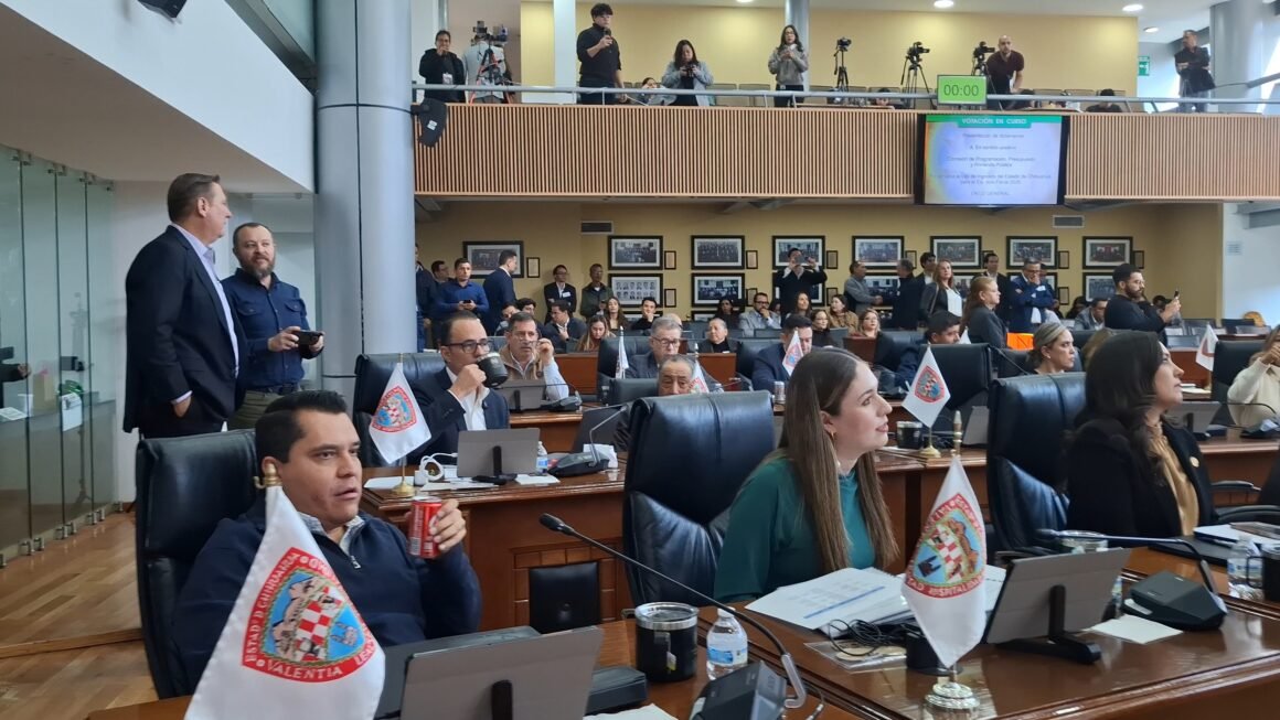 Con ausencias clave de Morena y el PT, Congreso saca endeudamiento de 3 mil millones