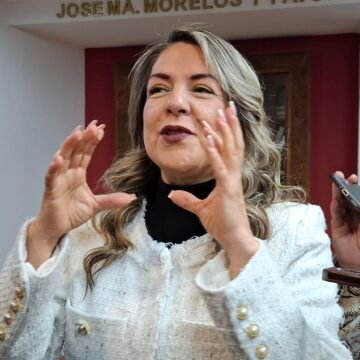 Rosana Díaz denuncia “emboscada legislativa” tras salir minutos de la sesión