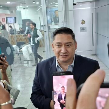 Alfredo Chávez revira señalamientos y afirma: “Los sobornos los da Morena”