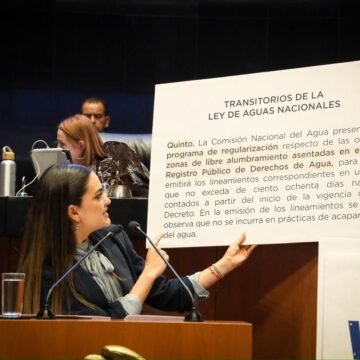 “La derecha está protegiendo a los huachicoleros del agua”: Andrea Chávez