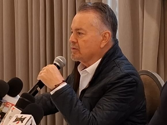 Mario Vázquez acusa que cierre de frontera beneficia a empresas ligadas a Morena y afecta a pequeños ganaderos