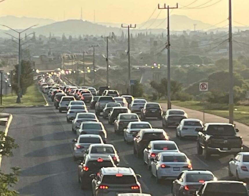 Vecinos del Reliz reportan congestionamiento vial por construcción de la Gaza