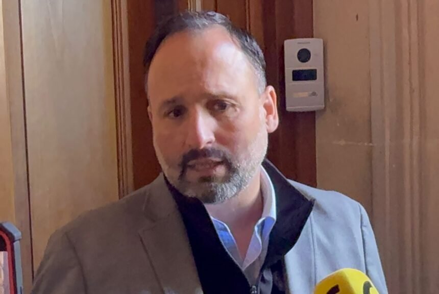 De la Peña desestima papel de Javier Corral y pide sacarlo de la agenda pública