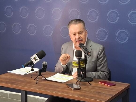 Negligencia federal por caída en vacunación y reaparición del sarampión: Mario Vázquez