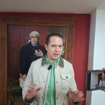 PRI acusa decisión política en traslado del caso Corral al fuero federal