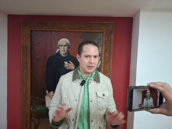 PRI acusa decisión política en traslado del caso Corral al fuero federal