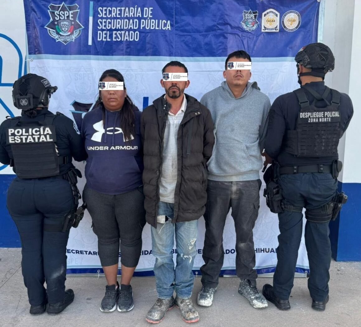 Detienen a tres personas armadas en Ojinaga; aseguran armas, cartuchos y presunta droga