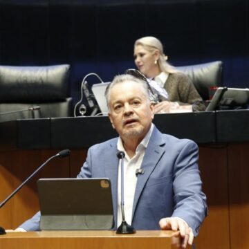 Exige Mario Vázquez en reserva a reforma dos días de descanso por cada cinco laborados