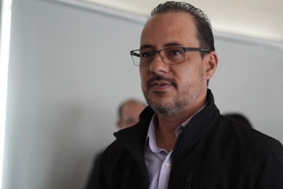 Jorge Soto acusa a Morena de convertir la SEP en proyecto ideológico