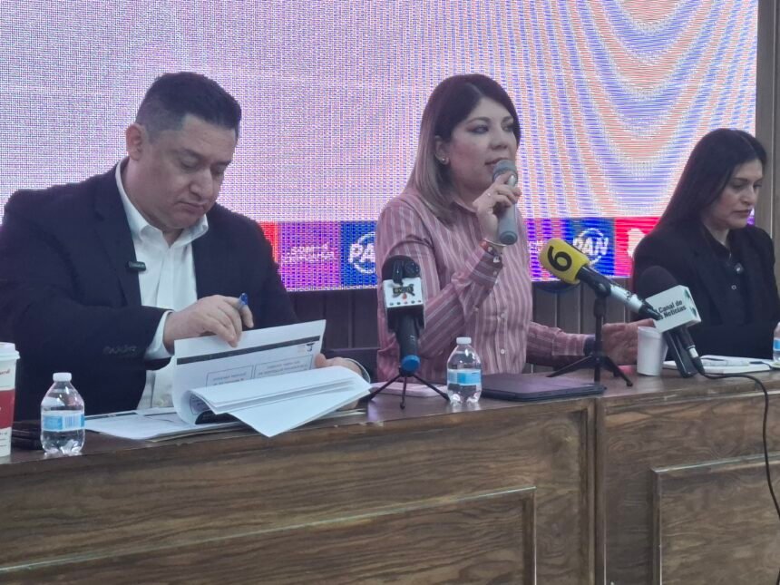 Daniela Álvarez acude al Congreso para reunión previa del PAN sobre la Casa Dorada