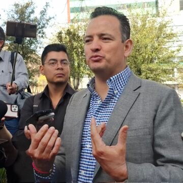 Volantes de Andrea Chávez en las calles