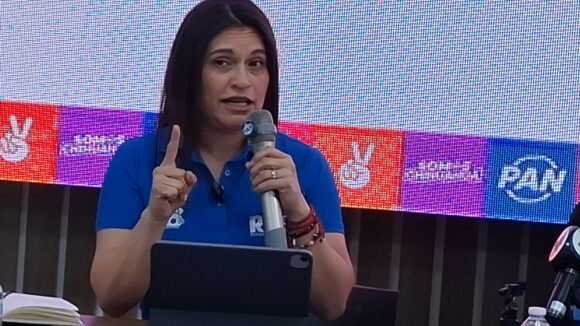 Rocío González: Morena debe controlar a sus perfiles, no opinar del PAN