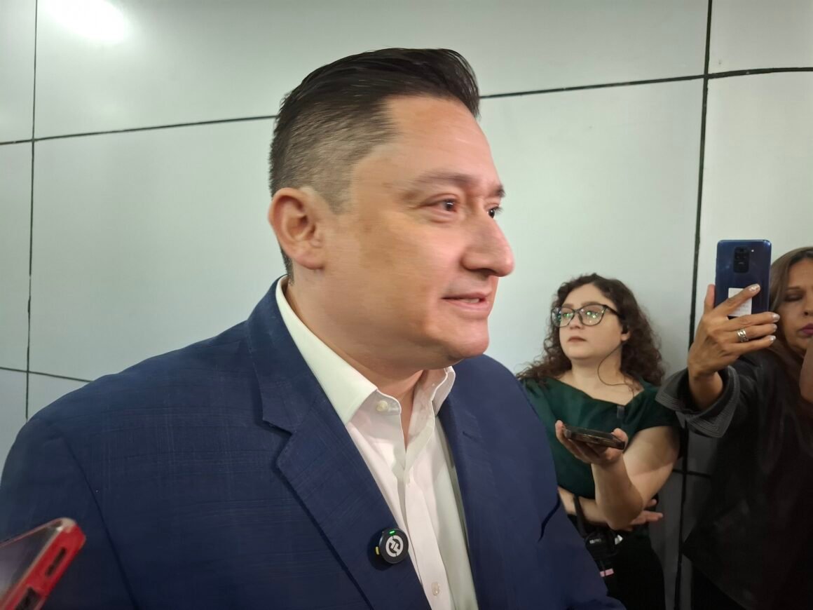 “Será una novela el proceso de Morena”; acusa Alfredo Chávez falta de claridad y critica a Brighite Granados